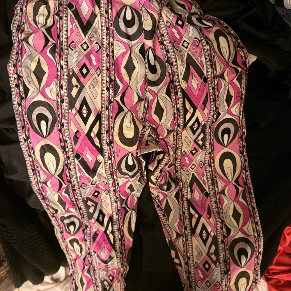Emilio Pucci Vibrant Geometric Patterned Capri Pa… - image 1